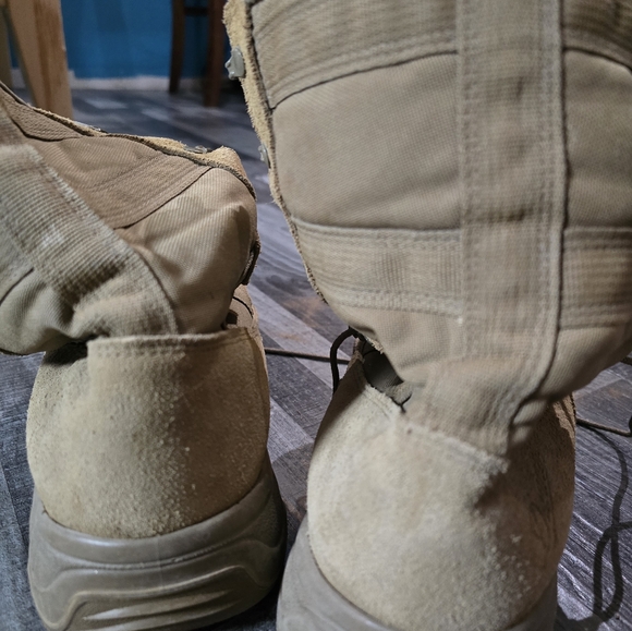 Men's Danner Work Boots, Size 12 - Picture 8 of 8